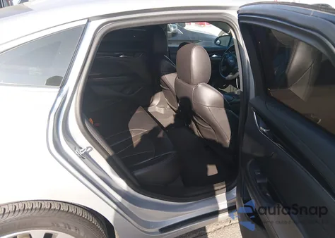 2017 Buick Lacrosse Essence из США, поврежденный, VIN 1G4ZP5SS5HU210768